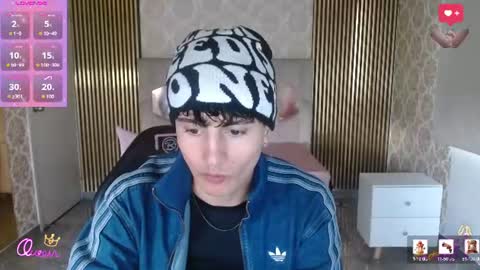 kyler_tay online show from June 26, 11:25 am