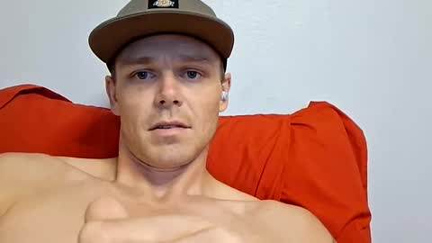 Thickcock813 online show from September 20, 2:34 am