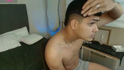 Kyliam online show from June 29, 7:58 pm