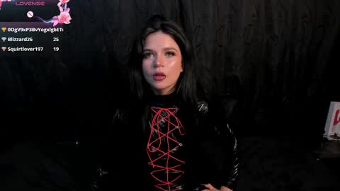 Snapshot of kylie_foxx1 chatting on February 18, 4:26 am submissive demon Please help me to reach 500 thumbs up online show from February 18, 4:26 am