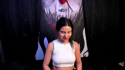 Snapshot of kylie_foxx1 chatting on October 14, 10:54 pm submissive demon Please help me to reach 500 thumbs up online show from October 14, 10:54 pm