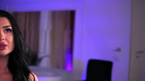 Kylie online show from January 17, 9:51 pm