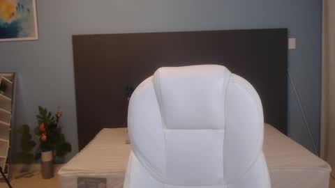 Kylie Reyes  online show from January 2, 7:29 pm