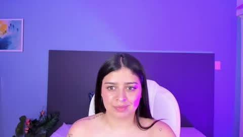 Kylie Reyes  online show from January 29, 1:05 am