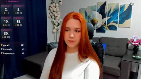 KylieChapman online show from December 13, 1:37 am