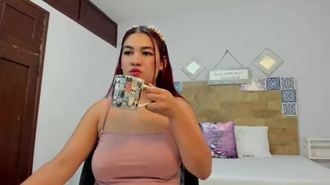 Kylie online show from February 4, 11:27 am