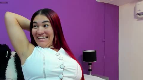 Kylie online show from March 12, 11:49 am