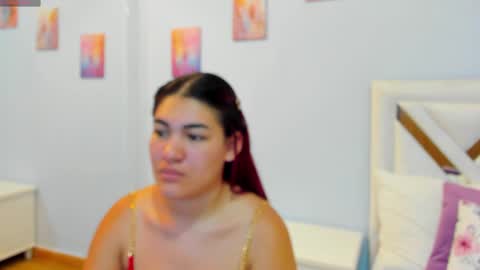 Kylie online show from May 27, 10:56 am
