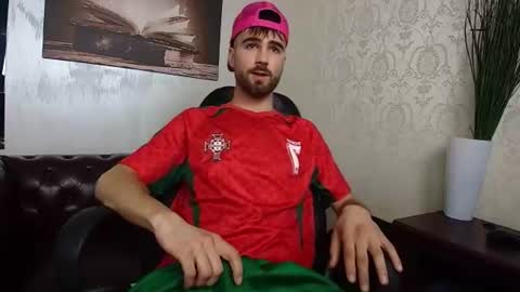 KyloEast online show from July 13, 4:48 am