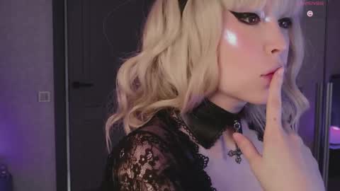 Kate online show from April 15, 11:50 am