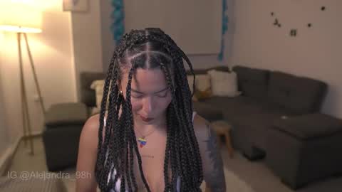 schedule 300 pm - 1100pm colombia time online show from December 14, 12:05 am