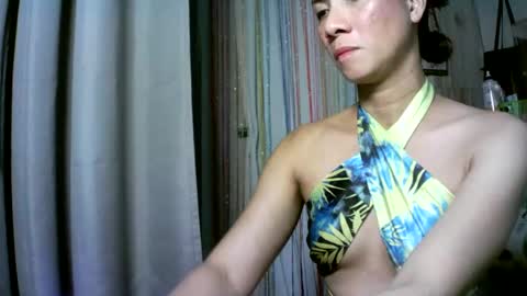 kyutshyne online show from February 19, 6:00 pm