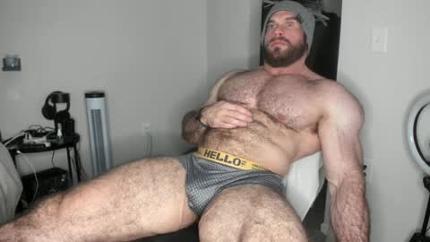 l0v35_2_5p00g3 online show from December 28, 7:44 am