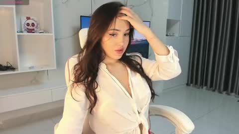 Snapshot of l1lpamp chatting on March 10, 5:50 pm Pampy online show from March 10, 5:50 pm