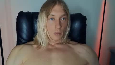 Snapshot of l_adonis_l chatting on July 2, 7:58 am Adonis online show from July 2, 7:58 am