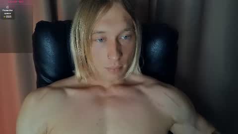 Snapshot of l_adonis_l chatting on July 31, 10:03 am Adonis online show from July 31, 10:03 am