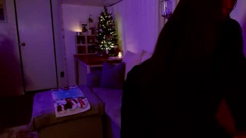  Giselle  online show from December 14, 4:34 am