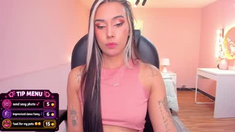 T A T I A N A online show from May 21, 11:39 am