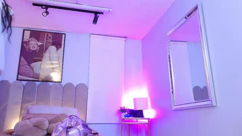 Cris  online show from March 1, 11:28 am