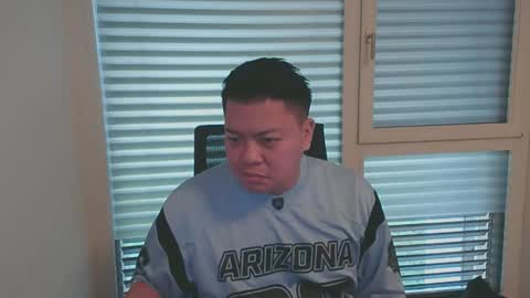 Snapshot of labenito chatting on February 6, 1:36 pm Mino online show from February 6, 1:36 pm