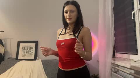 Emma online show from May 20, 7:53 pm