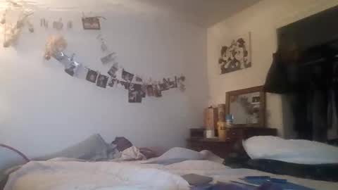 lacybell online show from January 6, 5:33 am