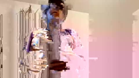 lacybell online show from May 2, 1:43 am