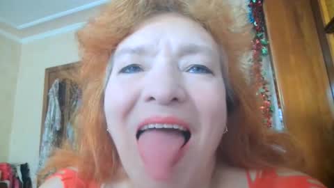 Snapshot of ladamay chatting on June 8, 8:58 am LadaMay online show from June 8, 8:58 am