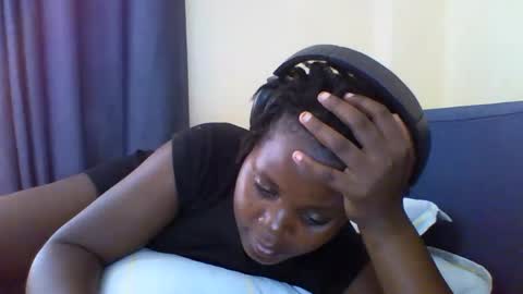 Snapshot of ladar_ chatting on February 12, 10:54 am vida online show from February 12, 10:54 am