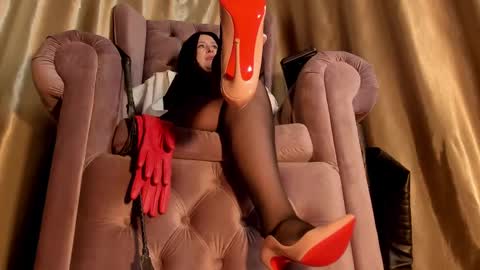 GoddessLeather online show from March 3, 4:46 pm