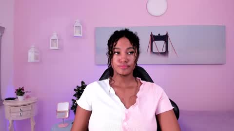 Snapshot of lady_danbury chatting on February 25, 4:42 pm Karla - Instagram   lady karla1 online show from February 25, 4:42 pm