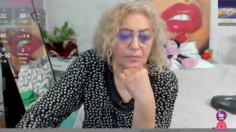 Snapshot of lady_dy4u chatting on February 7, 5:07 pm diana online show from February 7, 5:07 pm