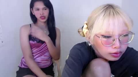    online show from January 6, 11:51 am