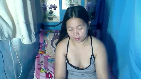 lady_in_bed69 online show from July 1, 12:12 am