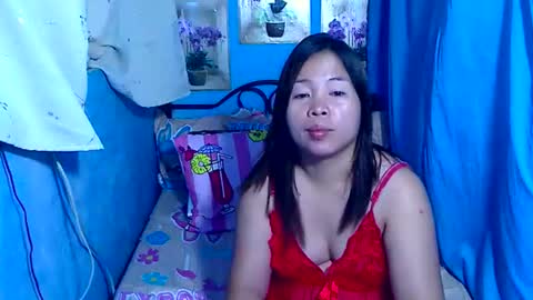 lady_in_bed69 online show from July 15, 12:27 am