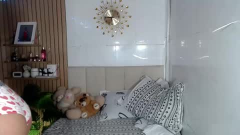 Snapshot of lady_jedyy chatting on July 26, 1:07 pm online show from July 26, 1:07 pm