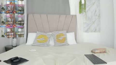 lady_miss___ online show from February 1, 1:31 pm