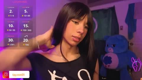 lady_tayron online show from June 12, 7:24 pm