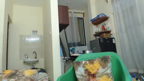 Maya online show from October 31, 1:50 am