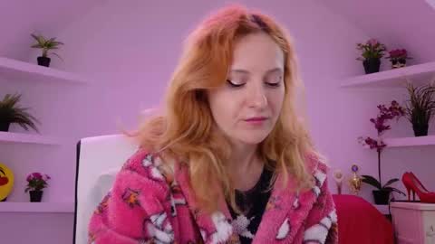 Sima Ladybigsmile online show from September 15, 2:00 am