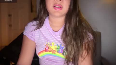 Aria online show from November 23, 12:38 pm