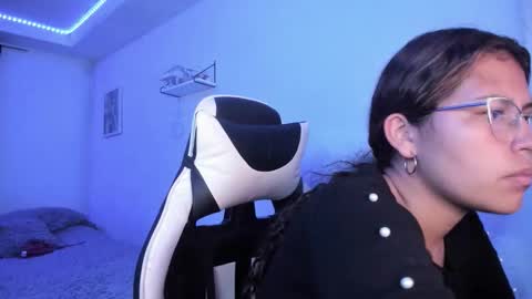  Lady  online show from February 12, 2:39 am