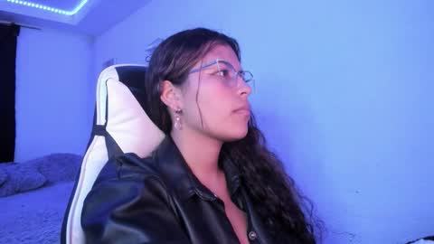  Lady  online show from February 15, 4:31 am