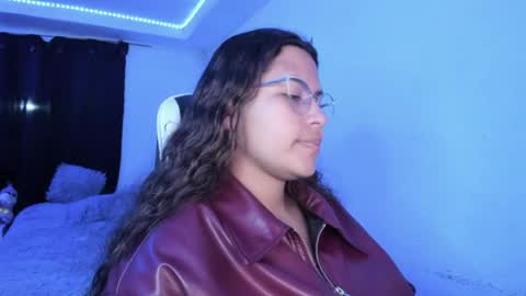  Lady  online show from March 22, 5:44 am