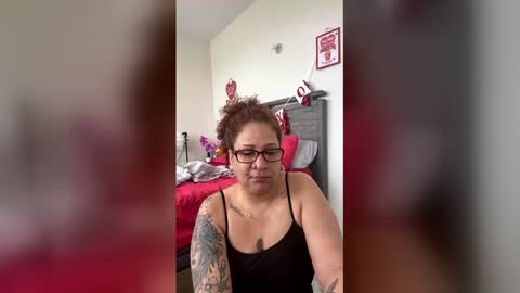 Snapshot of ladycreamypr1 chatting on March 1, 2:41 pm onlyfans Ladycreamypr online show from March 1, 2:41 pm