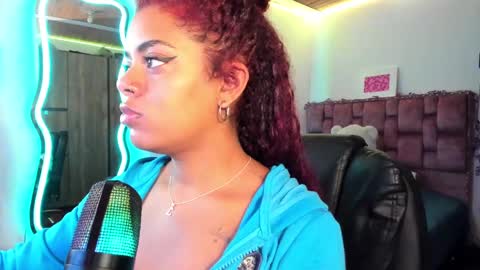 Snapshot of ladydanniela chatting on January 15, 5:50 am leidy daniela online show from January 15, 5:50 am