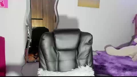 Snapshot of ladydanniela chatting on September 14, 1:05 am leidy daniela online show from September 14, 1:05 am