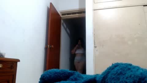 Snapshot of ladydeathz chatting on January 15, 8:09 am ladydeathz online show from January 15, 8:09 am