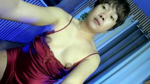 Snapshot of ladyfox_95 chatting on June 20, 3:15 pm ask me online show from June 20, 3:15 pm