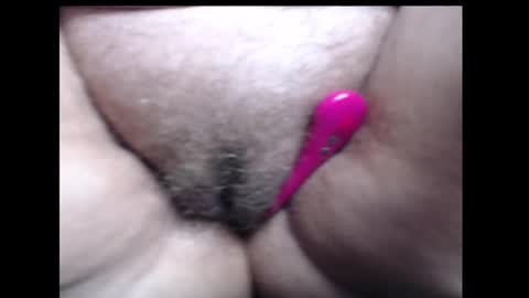 Snapshot of ladymature1 chatting on December 11, 3:45 am Billie online show from December 11, 3:45 am